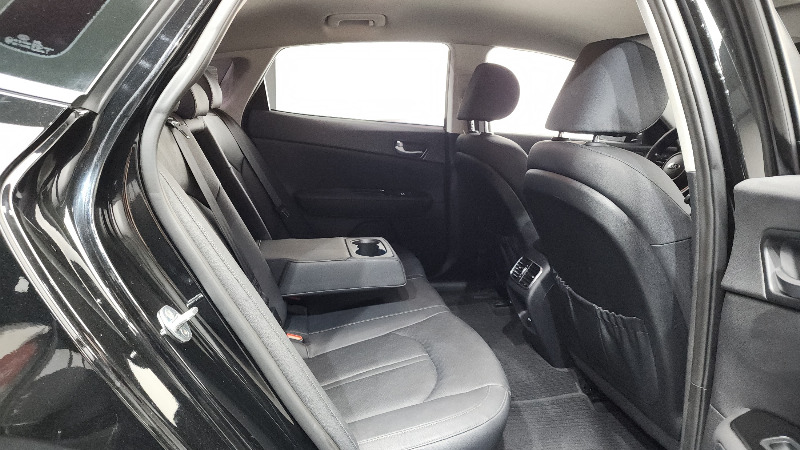car KIA K5 id52787 photo #19