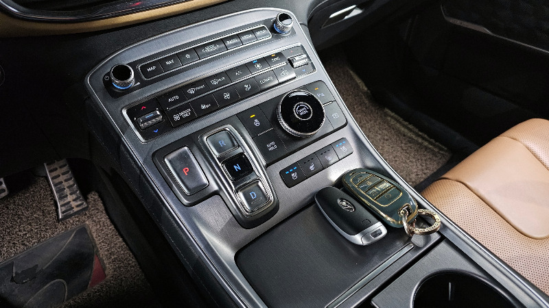 car Hyundai Santa FE id52805 photo #9