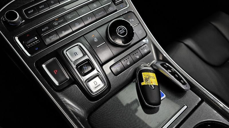car Hyundai Santa FE id52820 photo #9