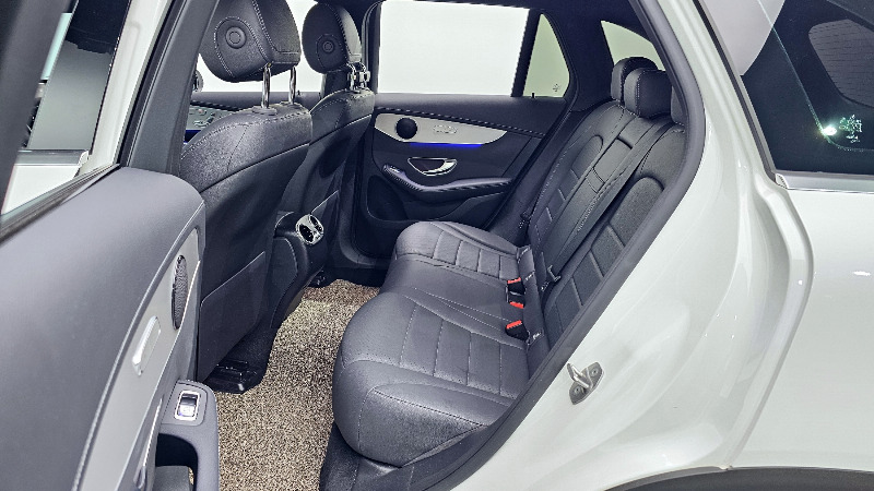 car Mercedes Benz GLC id52882 photo #11