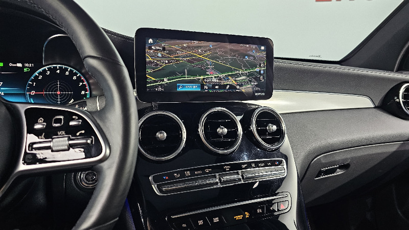 car Mercedes Benz GLC id52882 photo #17