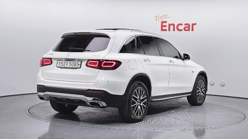 car Mercedes Benz GLC id52882 photo #2