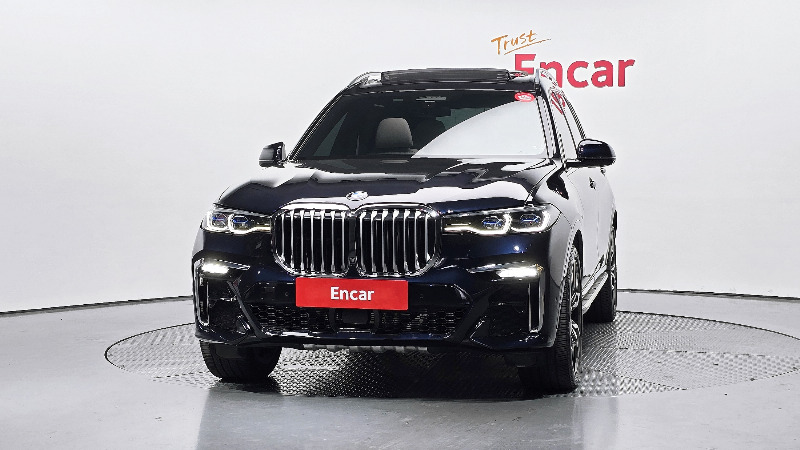 car BMW X7 id52967 photo #3