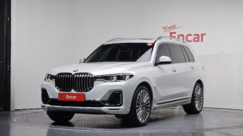 car BMW X7 id52968 main photo