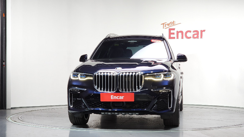 car BMW X7 id52972 photo #3