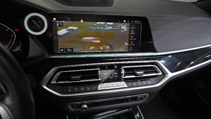 car BMW X7 id52976 photo #14