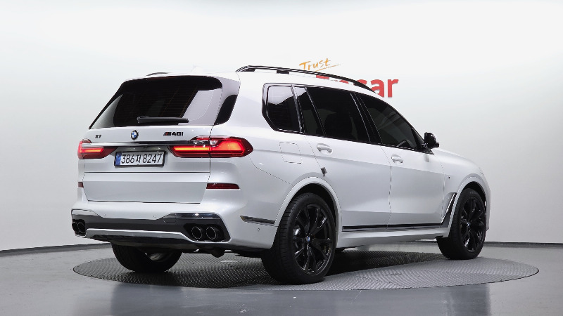 car BMW X7 id52976 photo #2