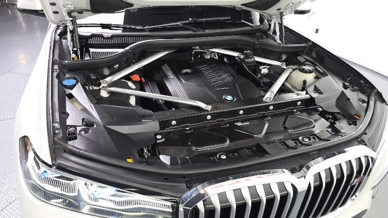 car BMW X7 id52976 photo #6
