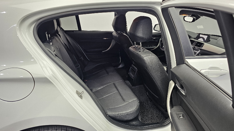car BMW 1 Series id52985 photo #12