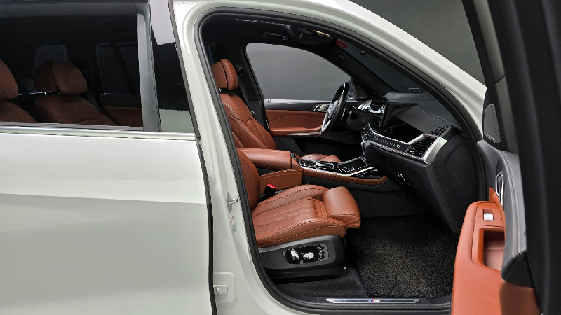 car BMW X7 id53009 photo #10