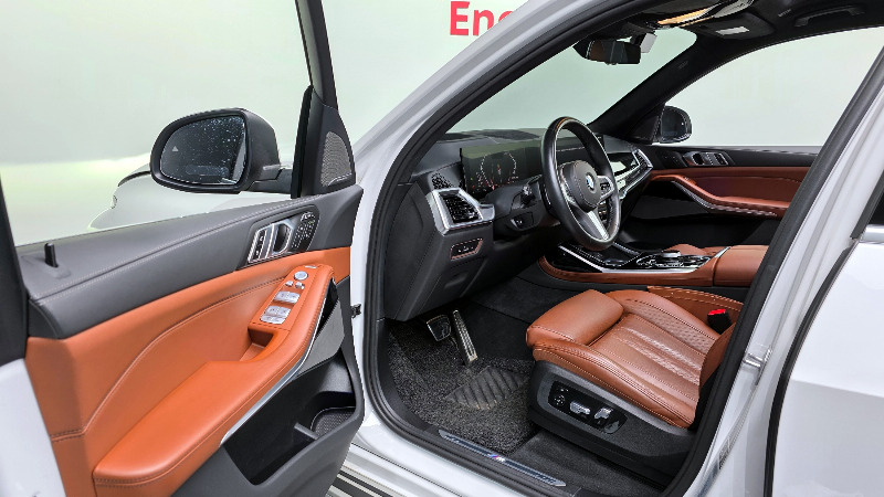 car BMW X7 id53009 photo #11