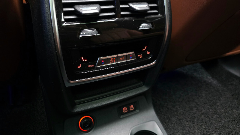 car BMW X7 id53009 photo #17