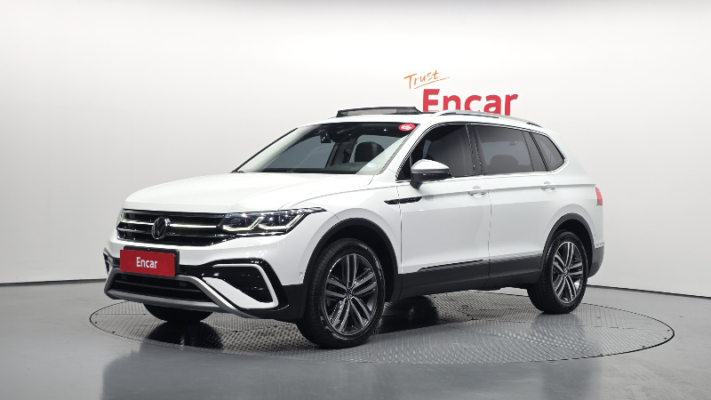 car Volkswagen Tiguan id53046 main photo