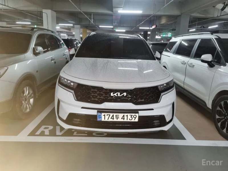 car KIA Sorento id53105 main photo