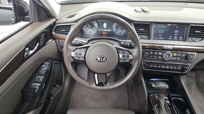 car KIA K7 id53241 photo #12