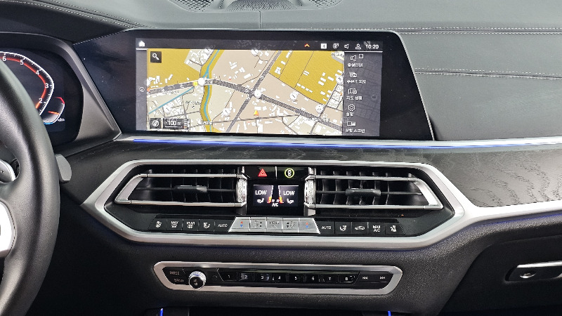 car BMW X7 id53295 photo #14