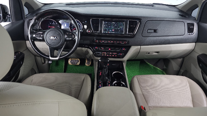 car KIA Carnival id53309 photo #7