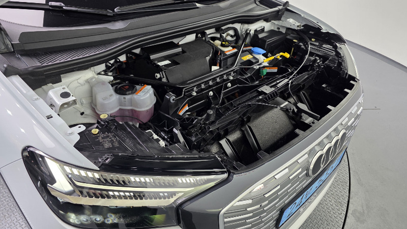 car Audi Q4 e-tron id53374 photo #6