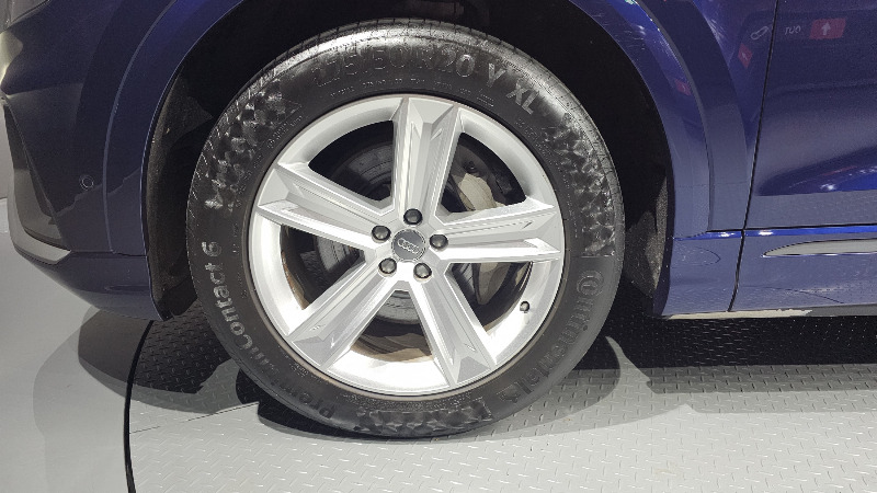 car Audi Q8 id53376 photo #5