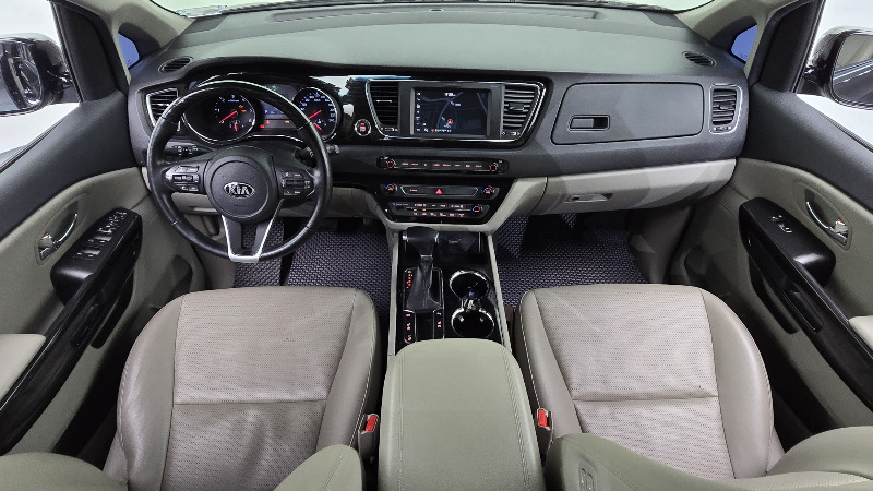 car KIA Carnival id53403 photo #7