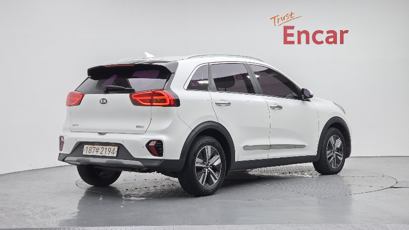 car KIA Niro id53417 photo #2