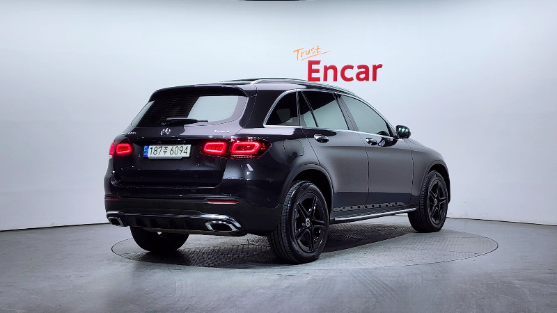 car Mercedes Benz GLC id53420 photo #2