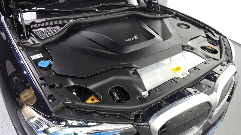 car BMW iX3 id53424 photo #6
