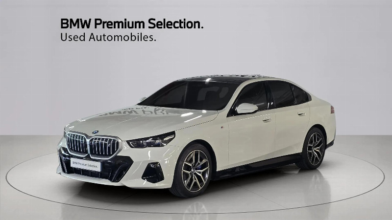 car BMW i5 id53473 main photo
