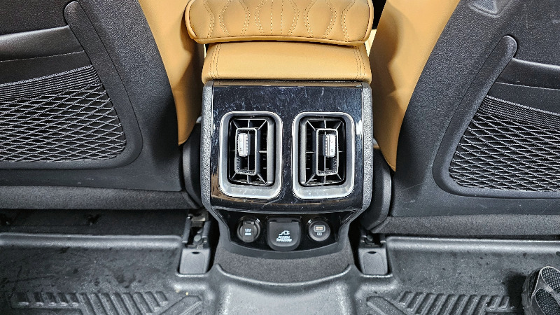 car KIA Sorento id53647 photo #19