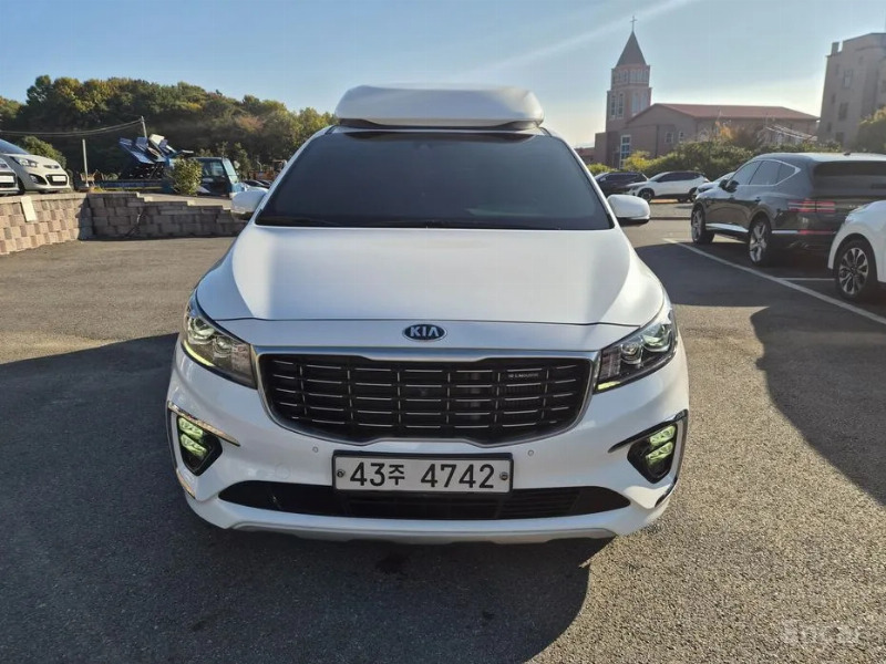 car KIA Carnival id53697 main photo