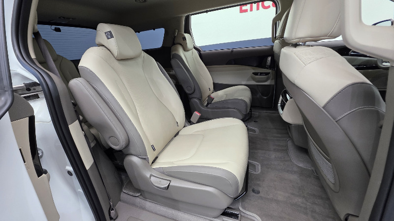 car KIA Carnival id53701 photo #19