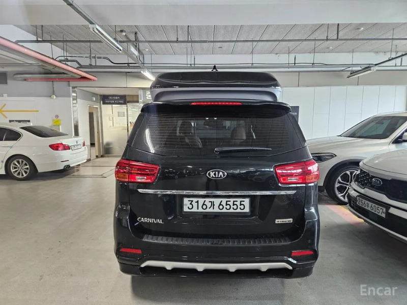 car KIA Carnival id53711 photo #3