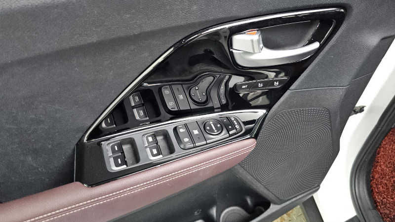 car KIA Niro id53731 photo #18