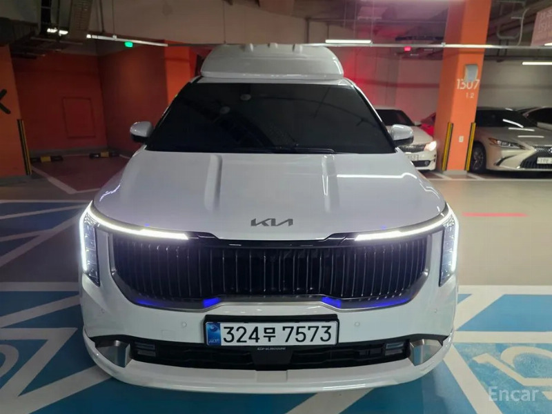 car KIA Carnival id53732 main photo