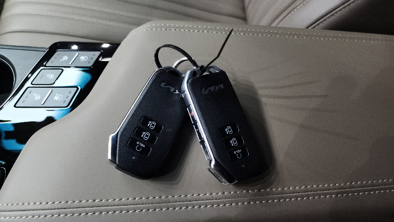 car KIA K8 id53735 photo #19