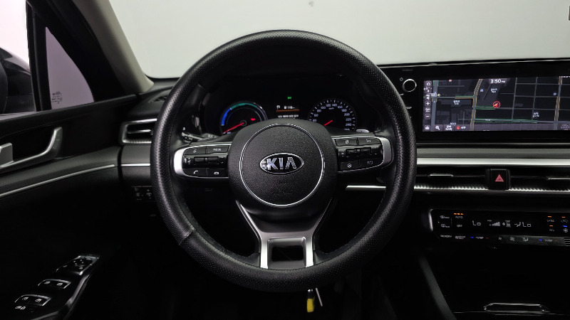 car KIA K5 id53739 photo #13
