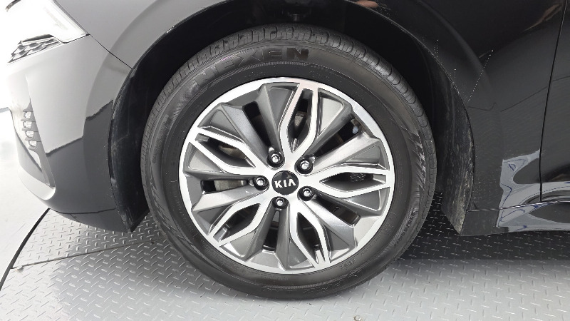 car KIA K5 id53739 photo #5