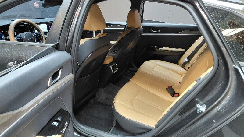 car KIA K5 id53745 photo #12