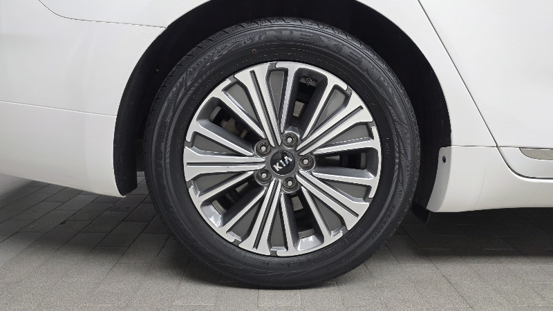 car KIA K7 id53748 photo #5