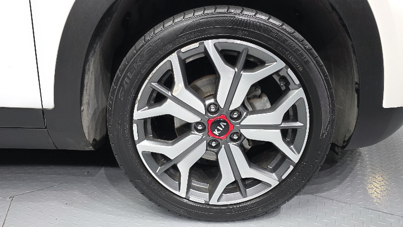 car KIA Seltos id53765 photo #5