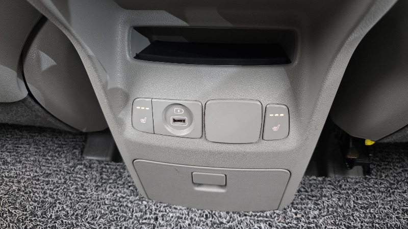car KIA Carnival id53797 photo #19