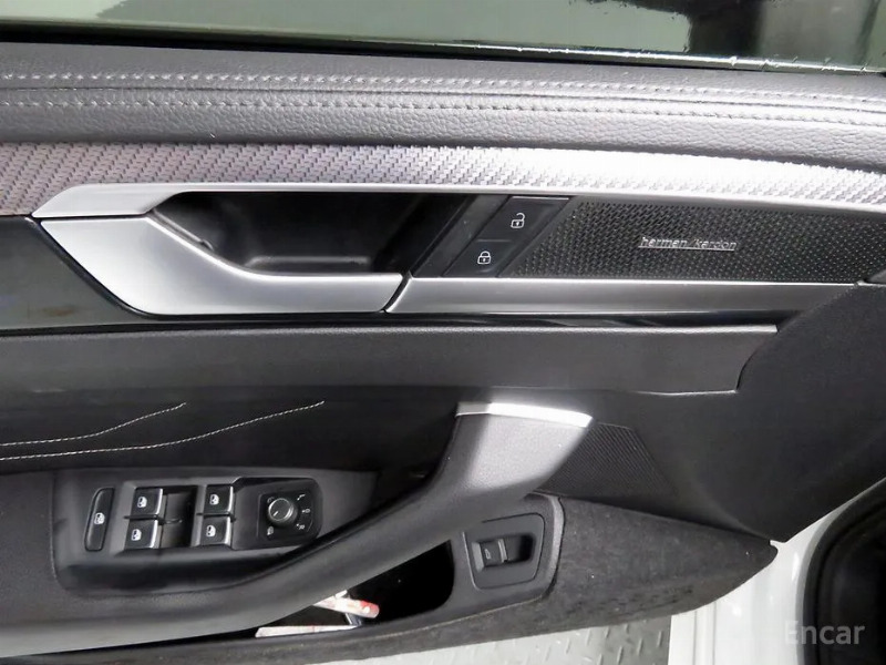 car Volkswagen Arteon id53802 photo #16