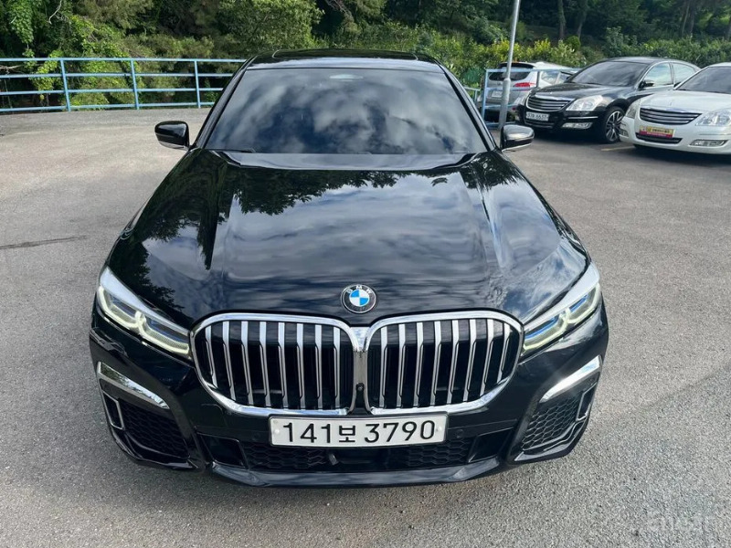 car BMW 7 Series id53833 main photo