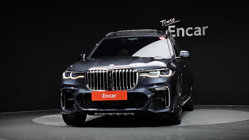 car BMW X7 id53838 photo #3
