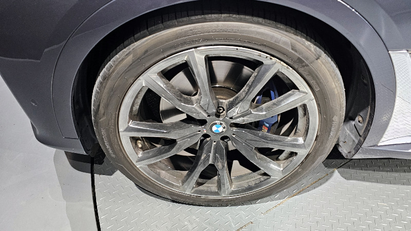 car BMW X7 id53838 photo #5