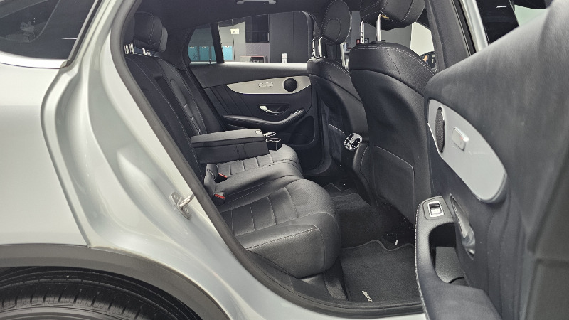 car Mercedes Benz GLC id53873 photo #12