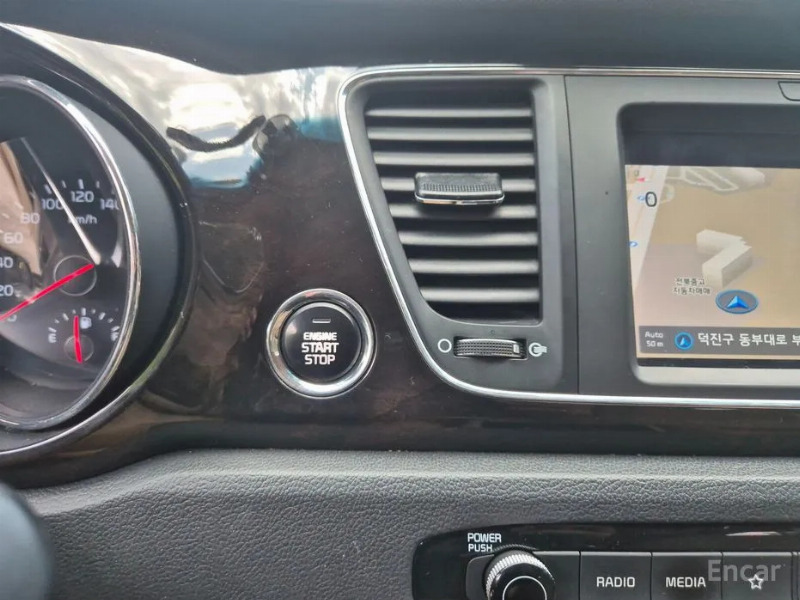 car KIA Carnival id53980 photo #10
