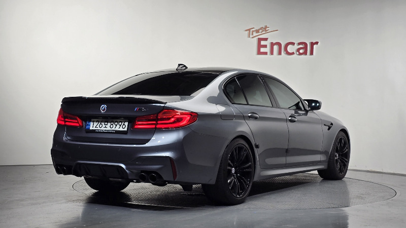 car BMW M5 id54013 photo #2