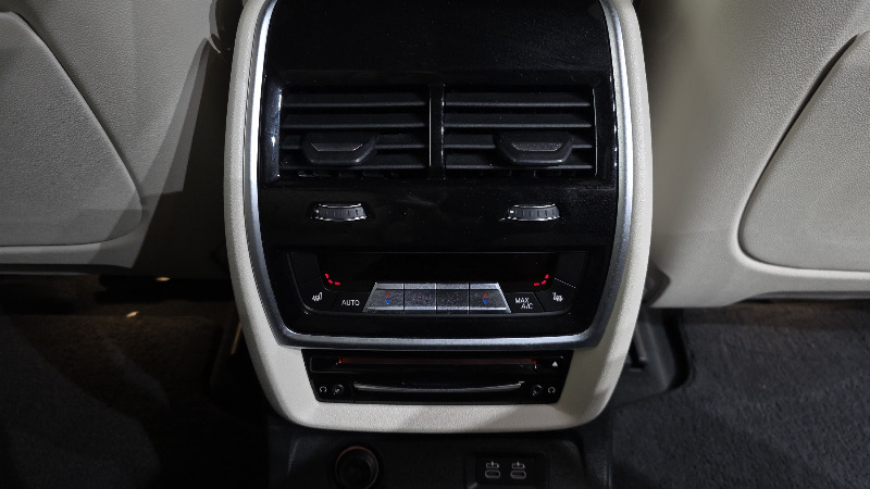 car BMW X7 id54020 photo #17