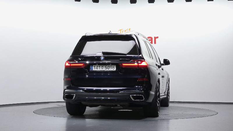 car BMW X7 id54020 photo #4
